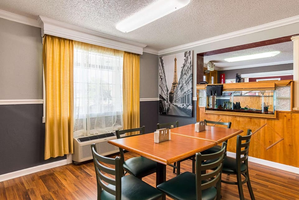 Econo Lodge Jacksonville near Little Rock Air Force Base Hotel in Arkansas
