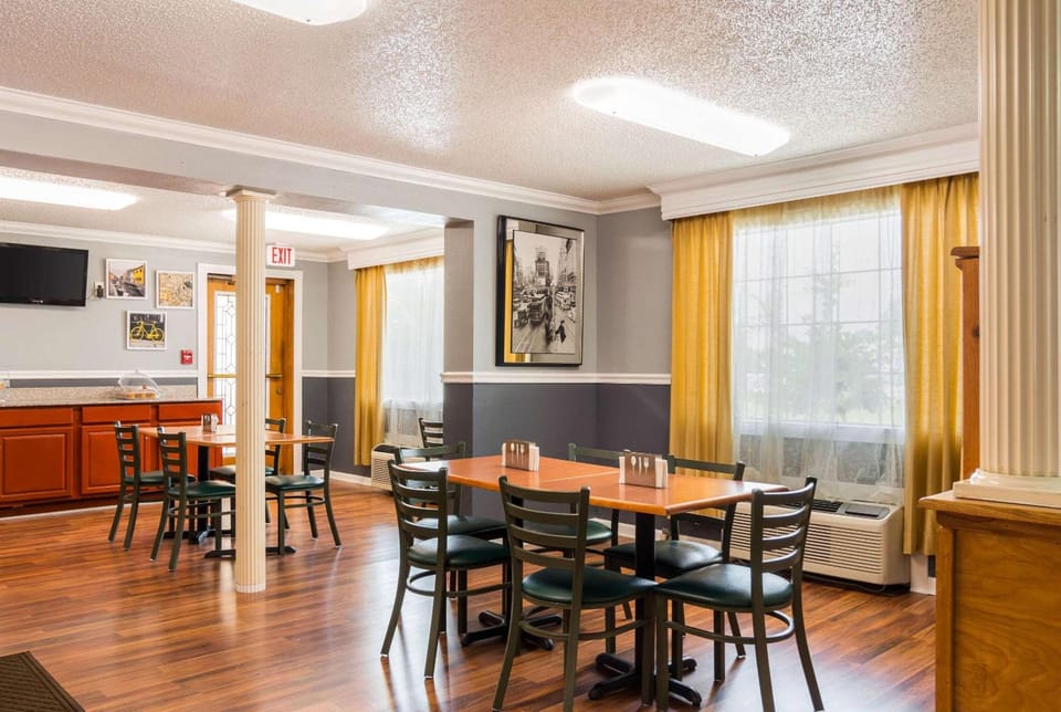 Econo Lodge Jacksonville near Little Rock Air Force Base Hotel in Arkansas