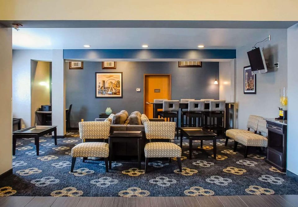 Comfort Inn Kent - Seattle Hotel in Kent