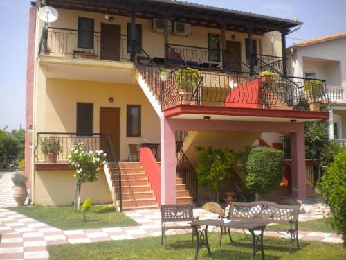 Porto Lagos Rooms Hotel in Decentralized Administration of Macedonia and Thrace