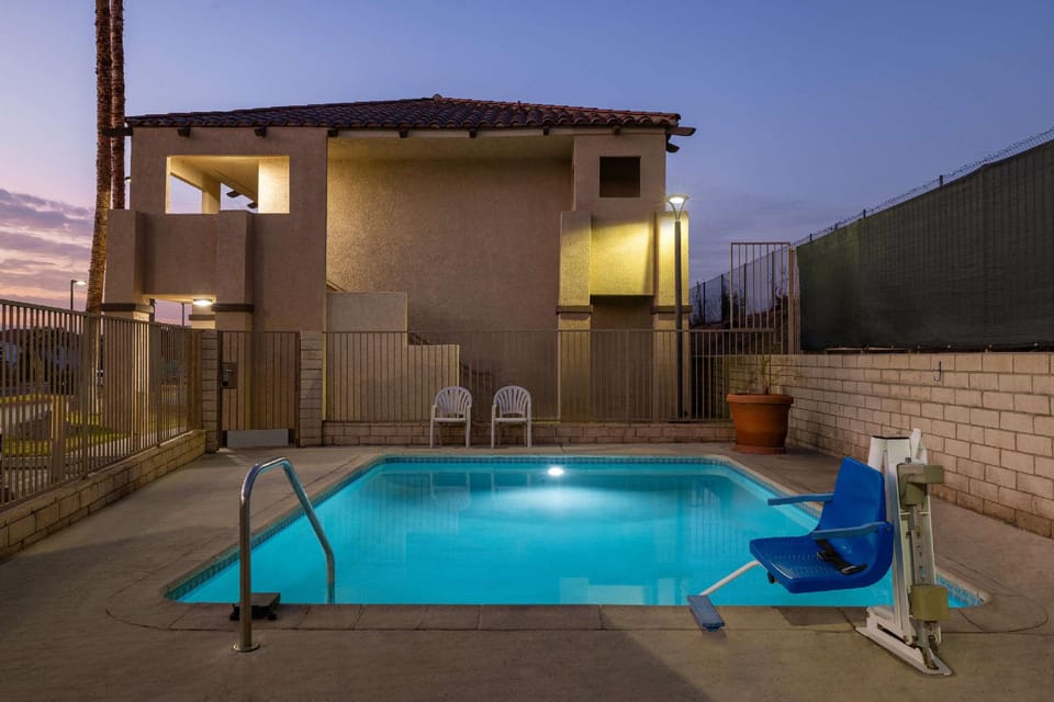 Quality Inn Lake Elsinore I-15 Hotel in Lake Elsinore