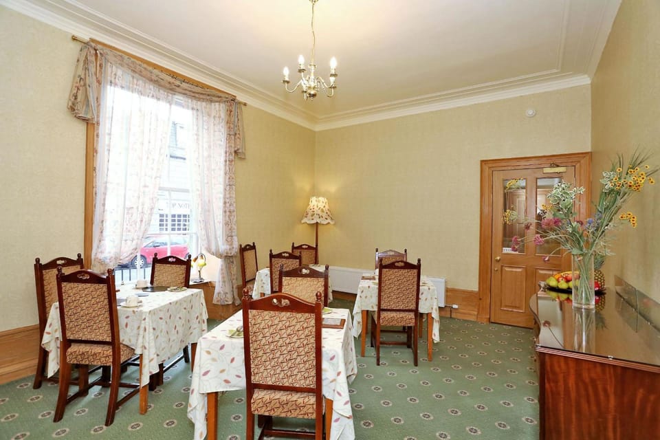 Butlers Guest House Hotel in Aberdeen