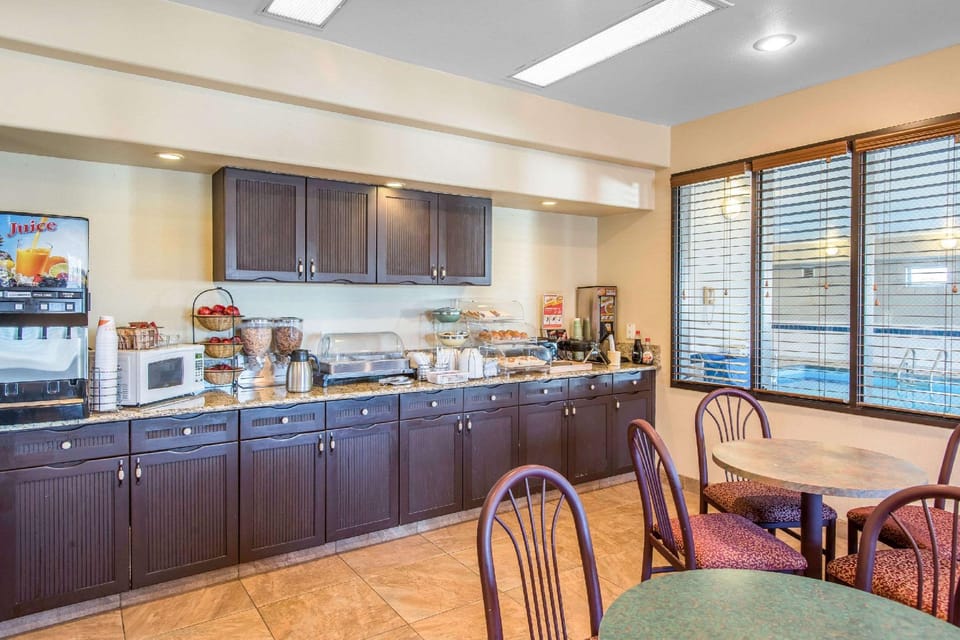 Baymont by Wyndham Loveland/Fort Collins Area Hotel in Loveland