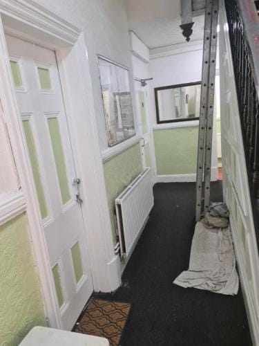 Tredegar Arms Budget Guesthouse For Walkers/Cyclists/Contractors/Traveler Hotel in Wales