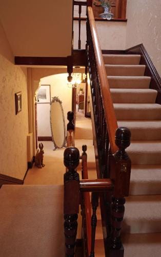 Overdale Guesthouse and Free Parking Hotel in England