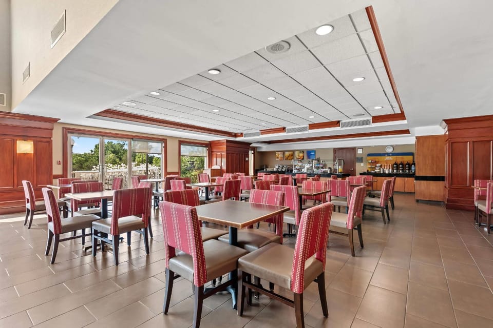 Comfort Suites Manassas Battlefield Park Hotel in Sudley