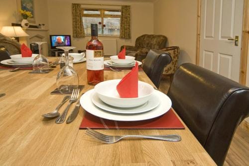 Clan Cottages Hotel in Scotland