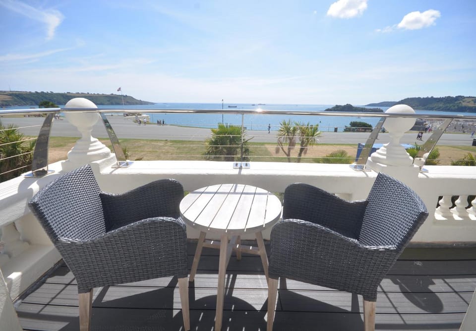 1 Elliot Terrace Hotel in Plymouth