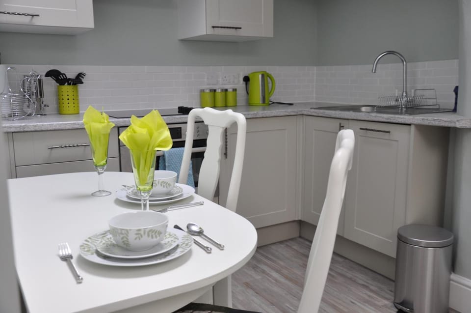 Bove Town House Apartments Hotel in Glastonbury