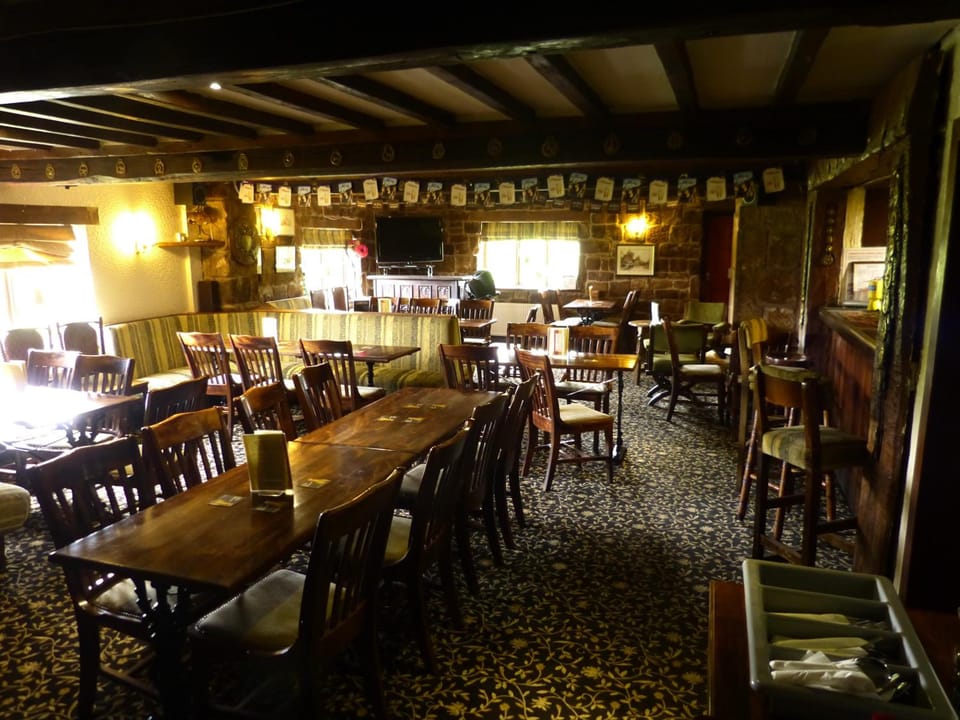 Peakstones Inn Hotel in Staffordshire Moorlands District