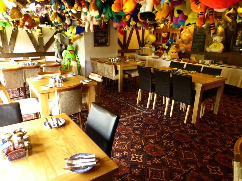 Peakstones Inn Hotel in Staffordshire Moorlands District