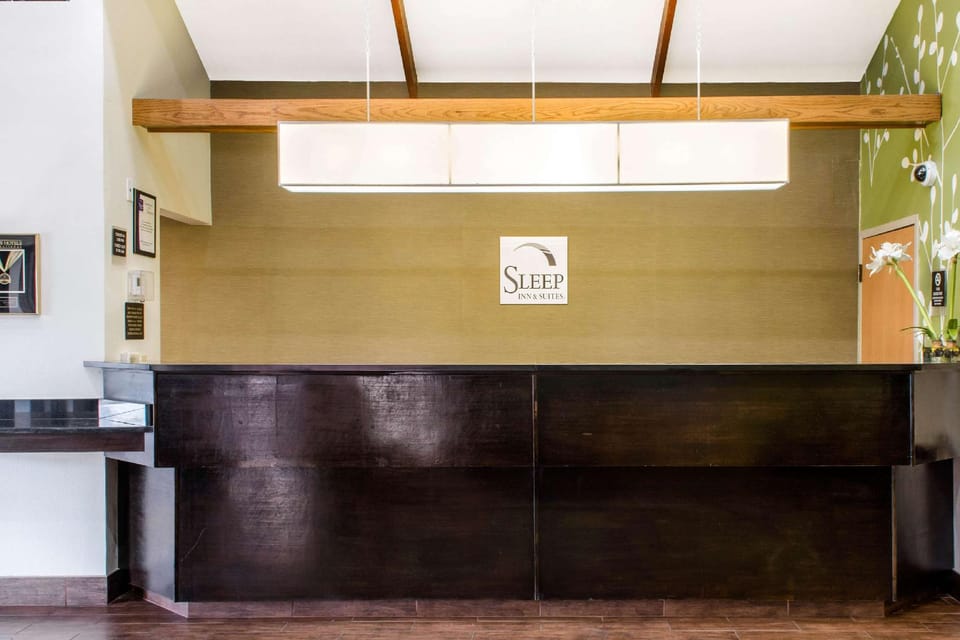 Sleep Inn & Suites Metairie - New Orleans West Hotel in Metairie