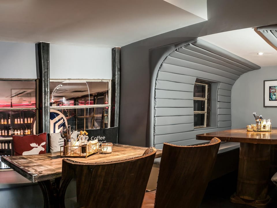 Bar/lounge