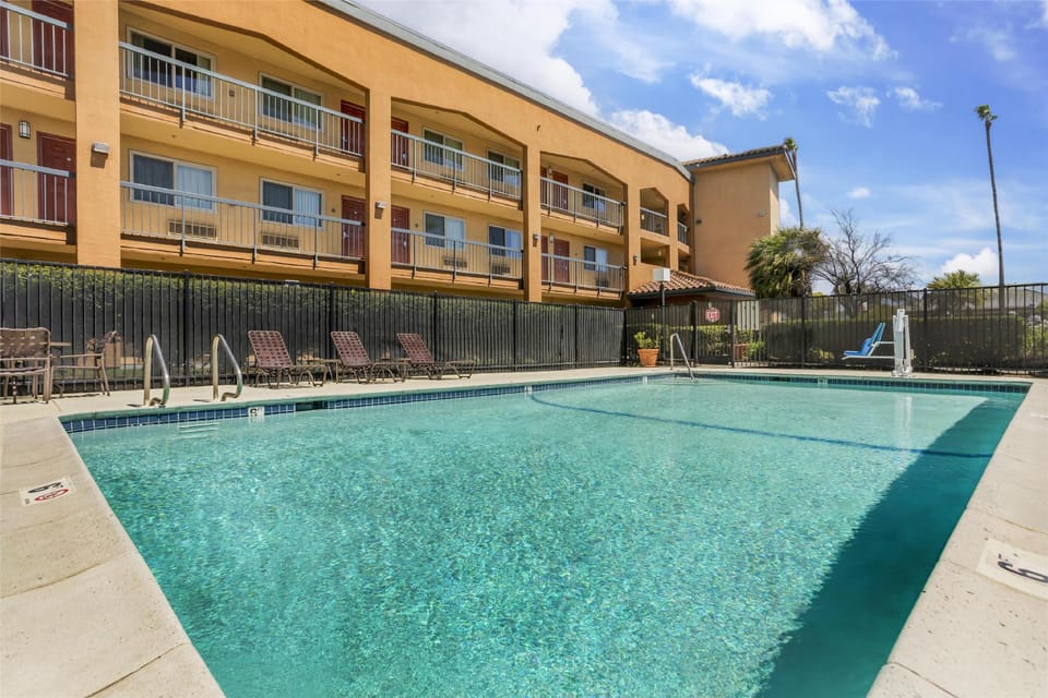 Best Western Plus Pleasanton Inn Hotel in Dublin