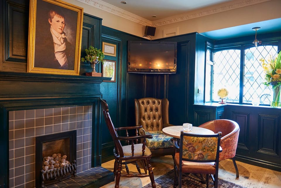 The Red Lion Hawkshaw Hotel in Rossendale