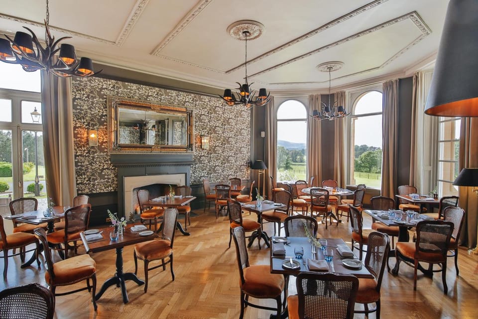 Cornhill Castle Hotel in England