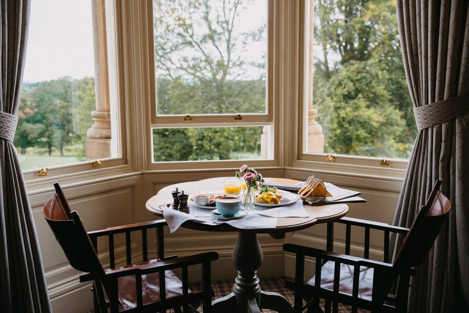 Cornhill Castle Hotel in England