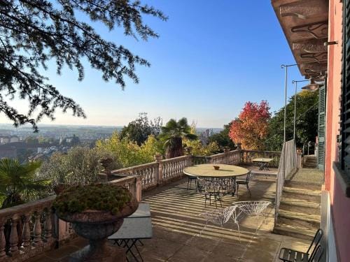 VILLA ADRIANA Hotel in Piedmont