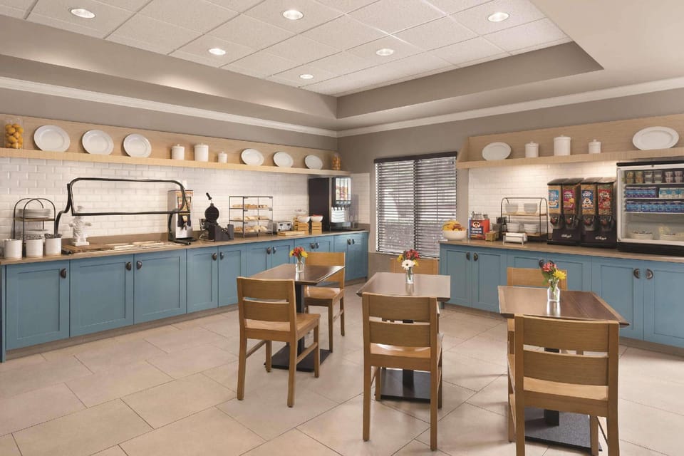 Country Inn & Suites by Radisson Raleigh-Durham Airport NC Hotel in Morrisville
