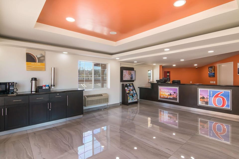 Motel 6 South El Monte, CA - Los Angeles Hotel in South El Monte
