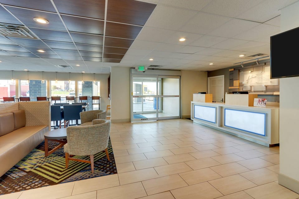 Holiday Inn Express Cincinnati North - Monroe By IHG Hotel in Ohio