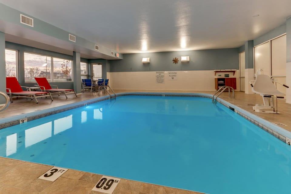 Holiday Inn Express Cincinnati North - Monroe By IHG Hotel in Ohio