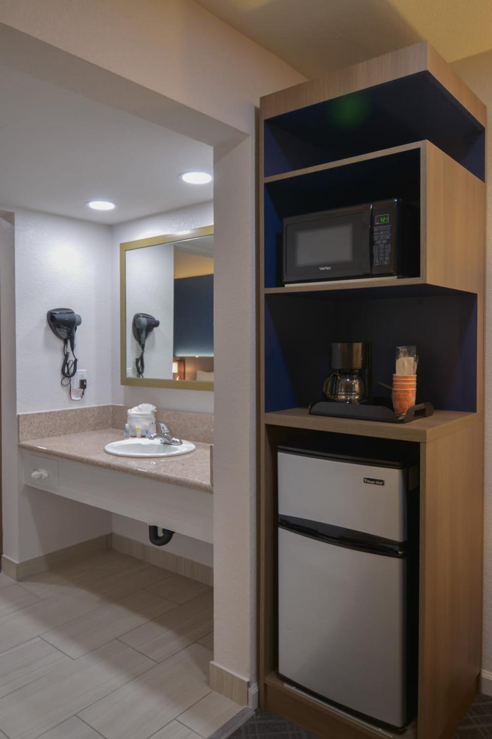 Comfort Inn & Suites Moreno Valley near March Air Reserve Base Hotel in Moreno Valley