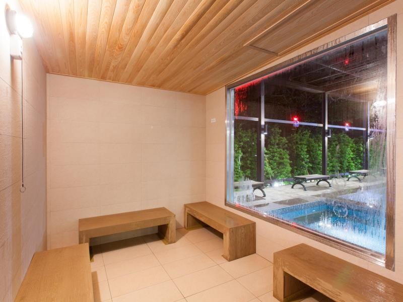 Steamroom