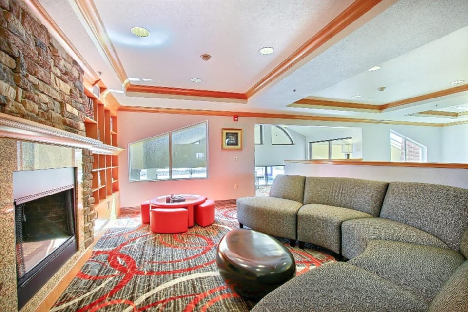 Comfort Suites Boise West Meridian Hotel in Meridian