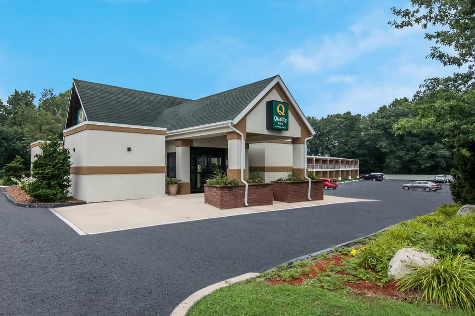 Quality Inn Westfield - Springfield Hotel in Massachusetts