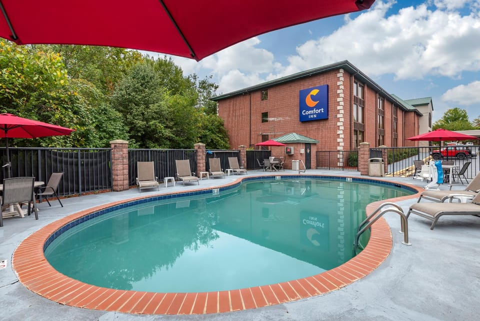 Comfort Inn Matthews - Charlotte Hotel in Matthews