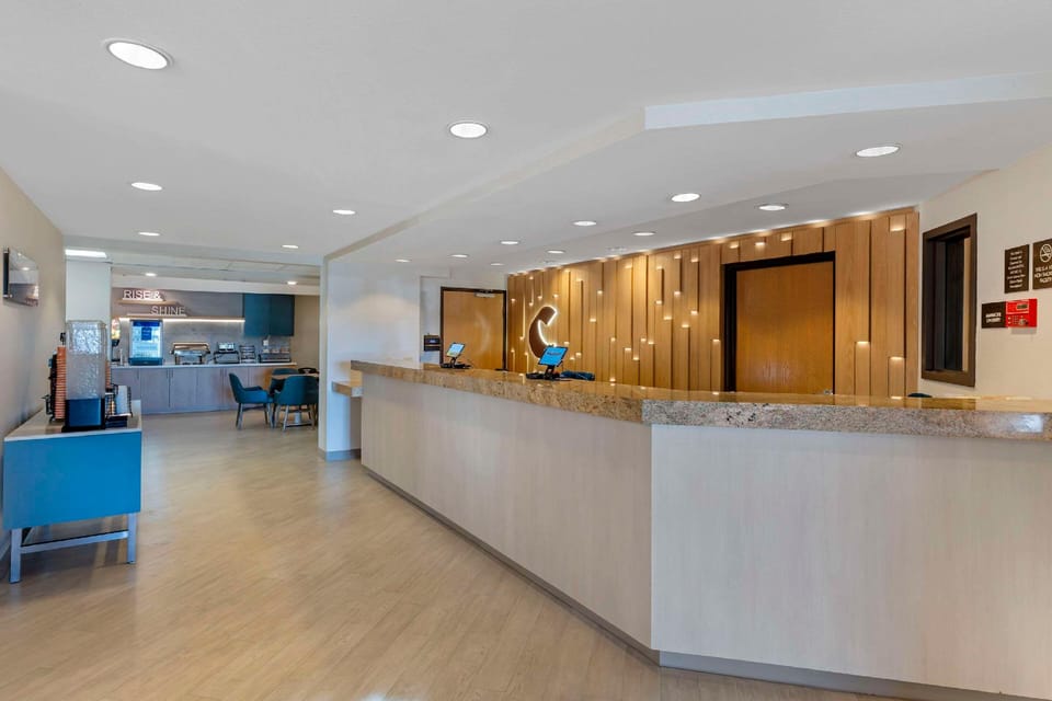 Comfort Inn Marina on the Monterey Bay Hotel in Marina