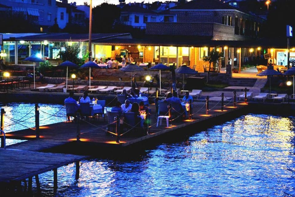Otel Deniz Hotel in İzmir Province
