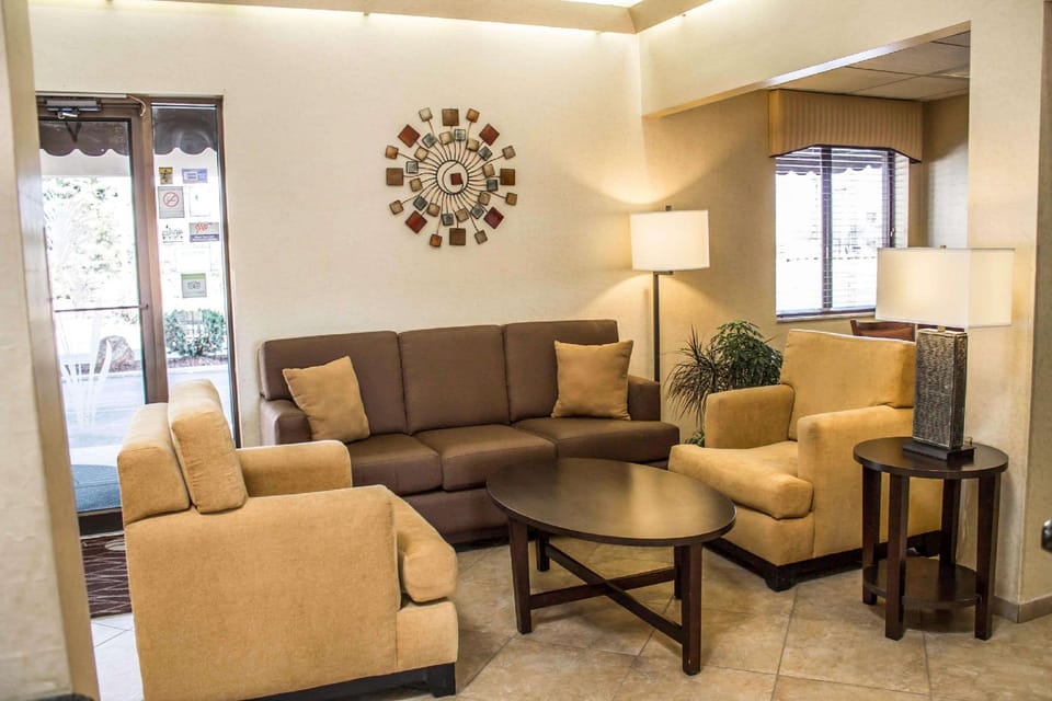 Comfort Inn East Oregon - Toledo Hotel in Oregon