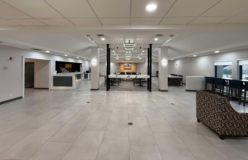 Quality Inn & Suites Baton Rouge West - Port Allen Hotel in Mississippi