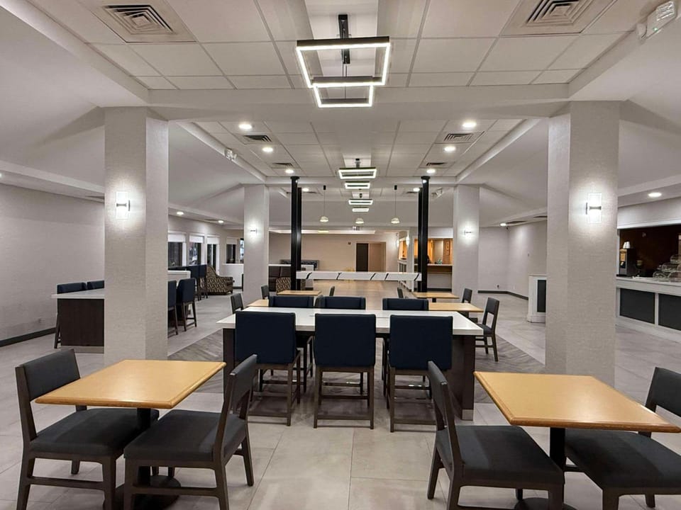 Quality Inn & Suites Baton Rouge West - Port Allen Hotel in Mississippi