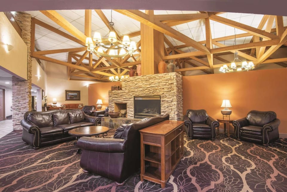 Mountain Valley Inn & Suites Hotel in Silverthorne