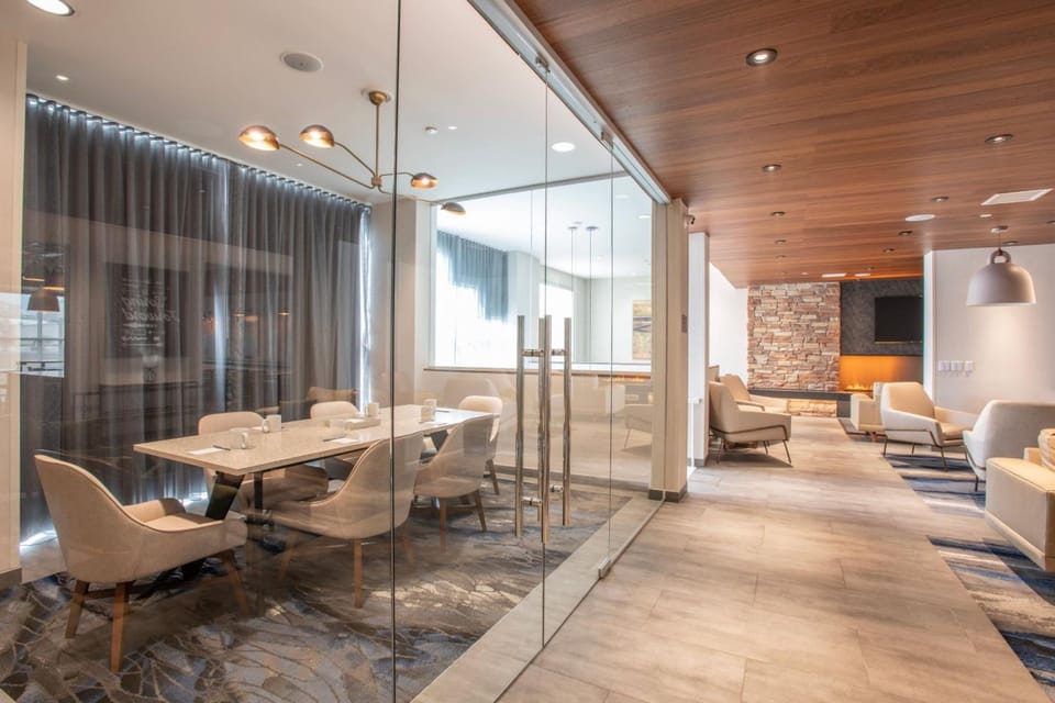 Fairfield by Marriott Inn & Suites Newport Cincinnati Hotel in Bellevue