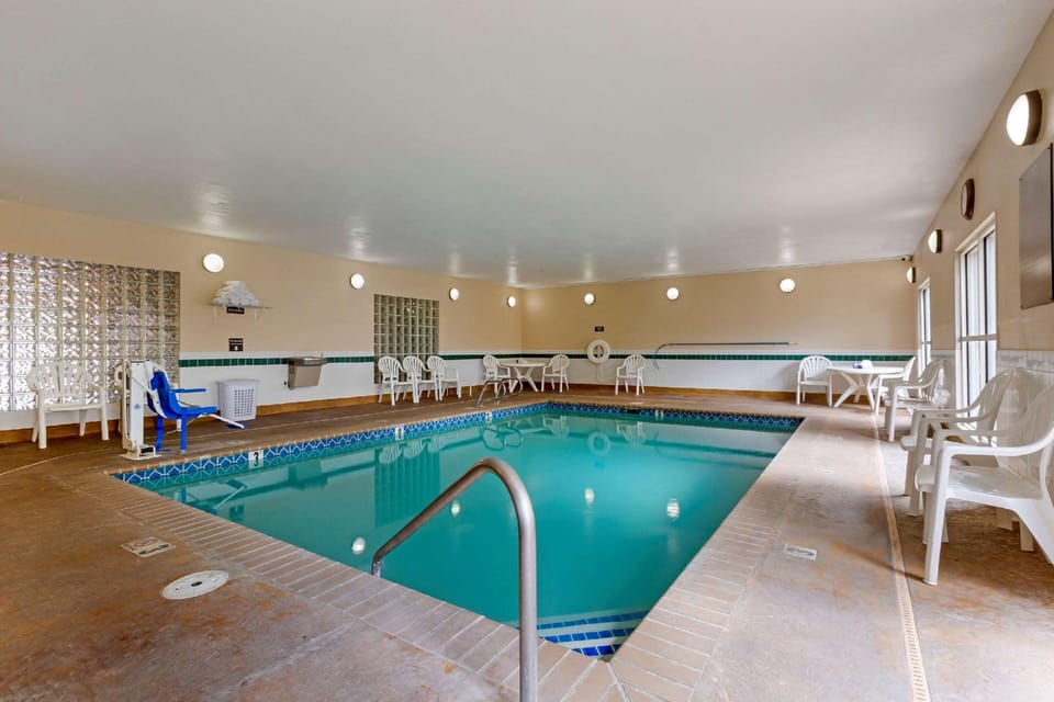 Comfort Inn Medford South Hotel in Medford
