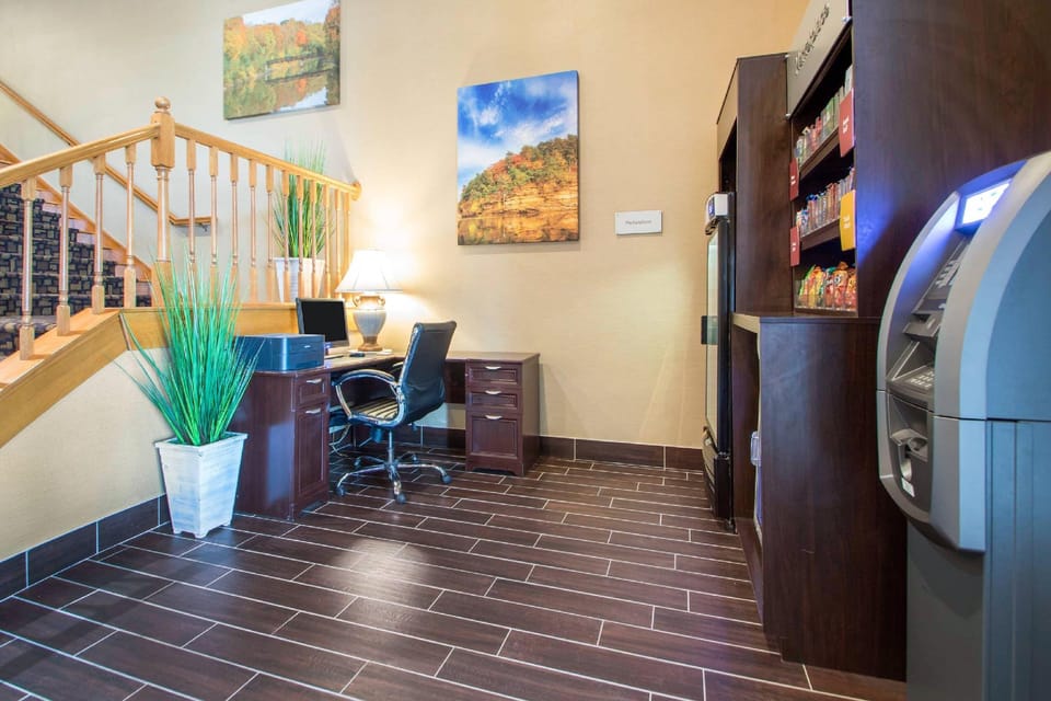 Comfort Suites Wisconsin Dells Area Hotel in Wisconsin