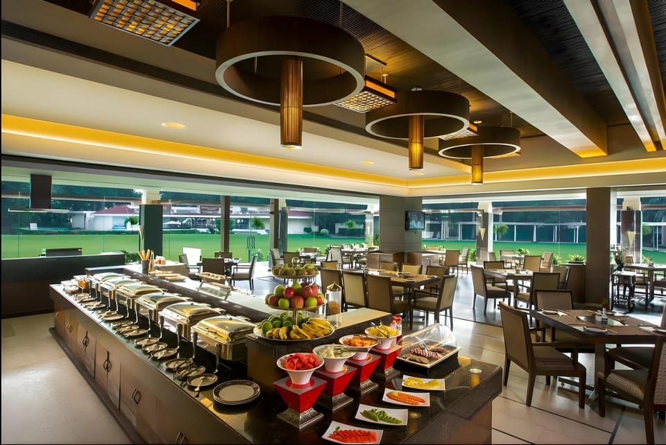 Hotel Mountview Hotel in Chandigarh