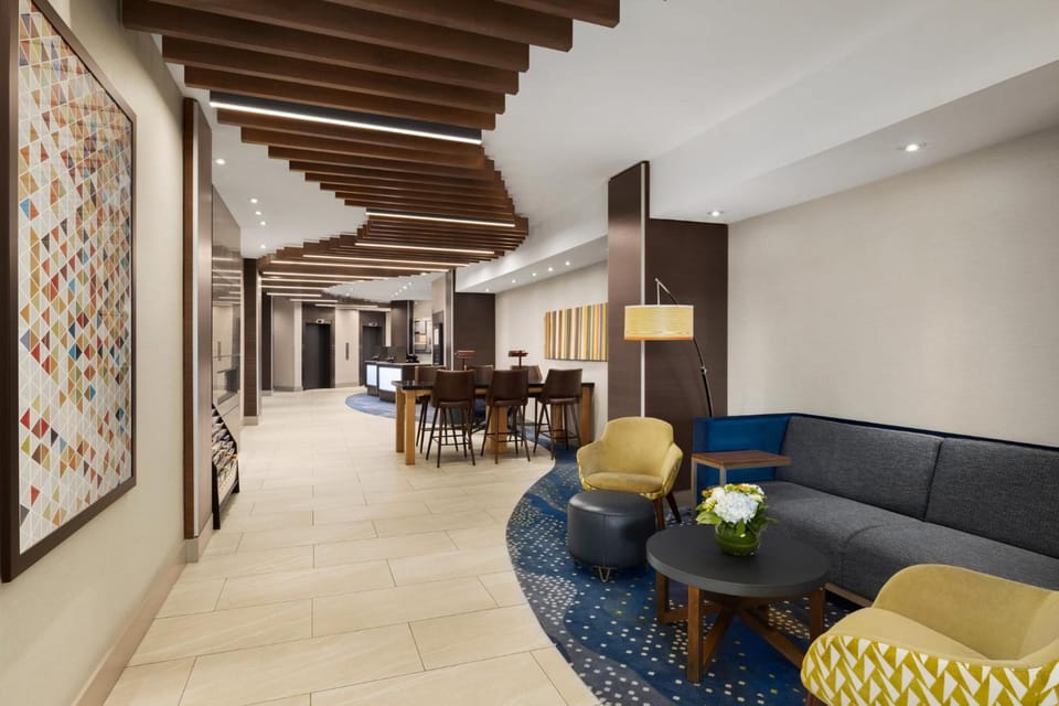 Holiday Inn Express Vancouver-Metrotown (Burnaby) By IHG Hotel in Burnaby