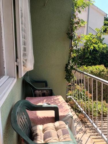 Double Room Jelsa 4602a Hotel in Dubrovnik-Neretva County