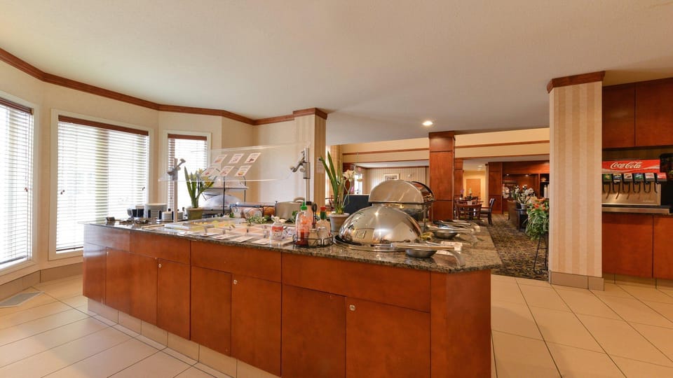 Staybridge Suites - Calgary Airport By IHG Hotel in Calgary