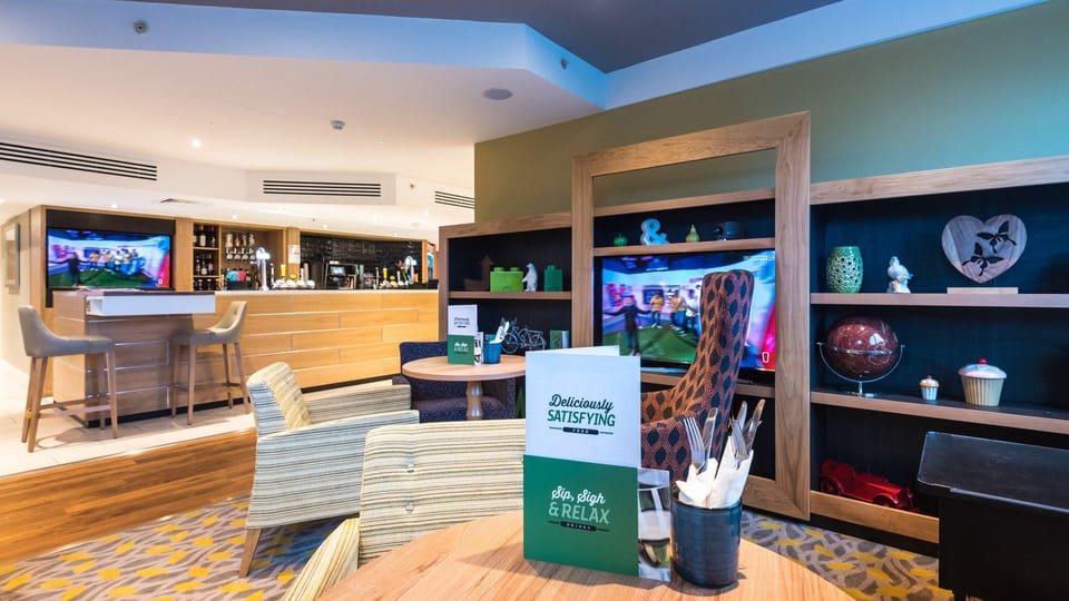 Holiday Inn Slough Windsor By IHG Hotel in Slough