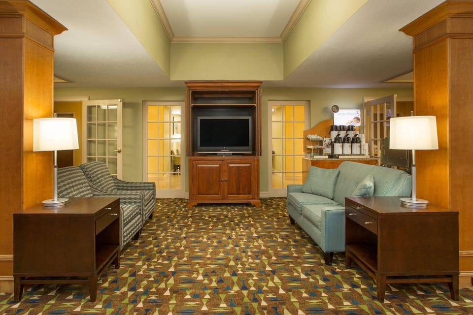 Sleep Inn & Suites Hotel in Kalamazoo