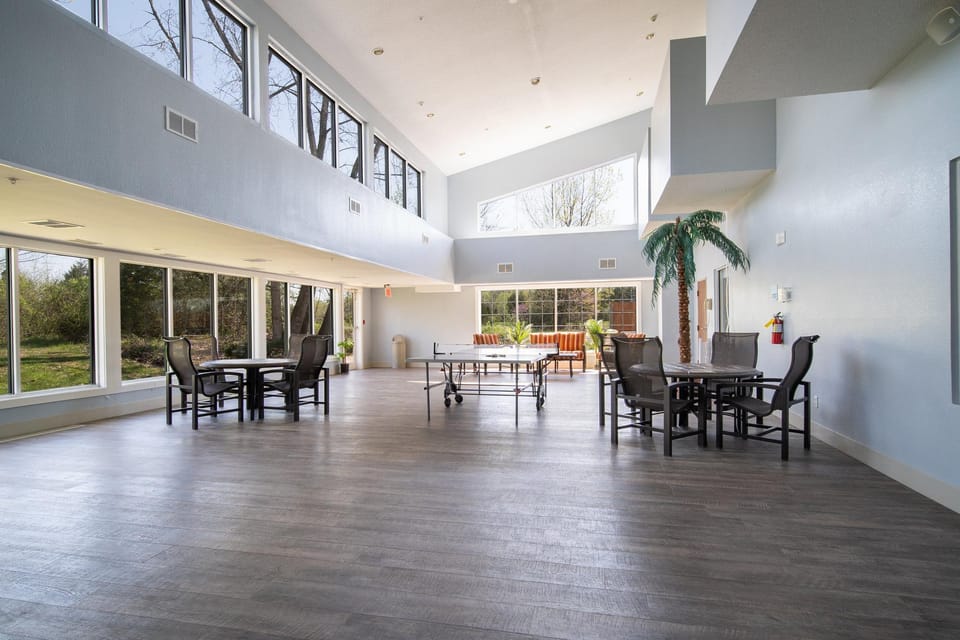 Holiday Inn Express Hotel & Suites Bedford By IHG Hotel in Indiana