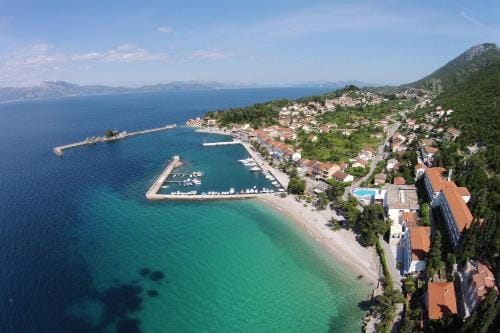 Apartments and rooms with parking space Trpanj, Peljesac - 250 Hotel in Dubrovnik-Neretva County