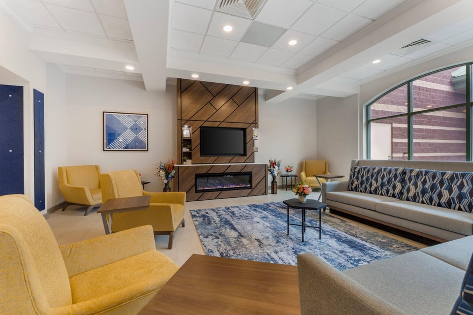 Holiday Inn Express Breezewood By IHG Hotel in Pennsylvania