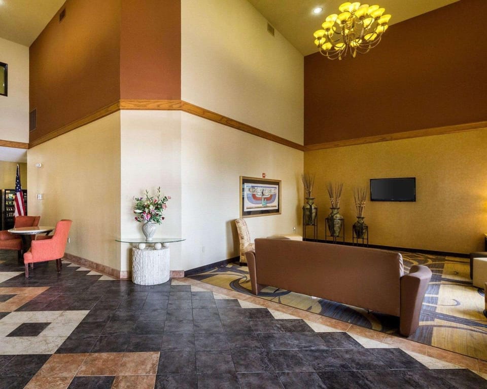 Comfort Inn & Suites Burnet Hotel in Rio Grande